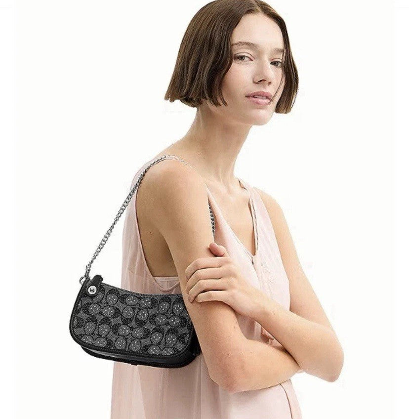 NWT Coach Swinger 20 Bag With Chain In Crystal Signature Jacquard CW568 Black