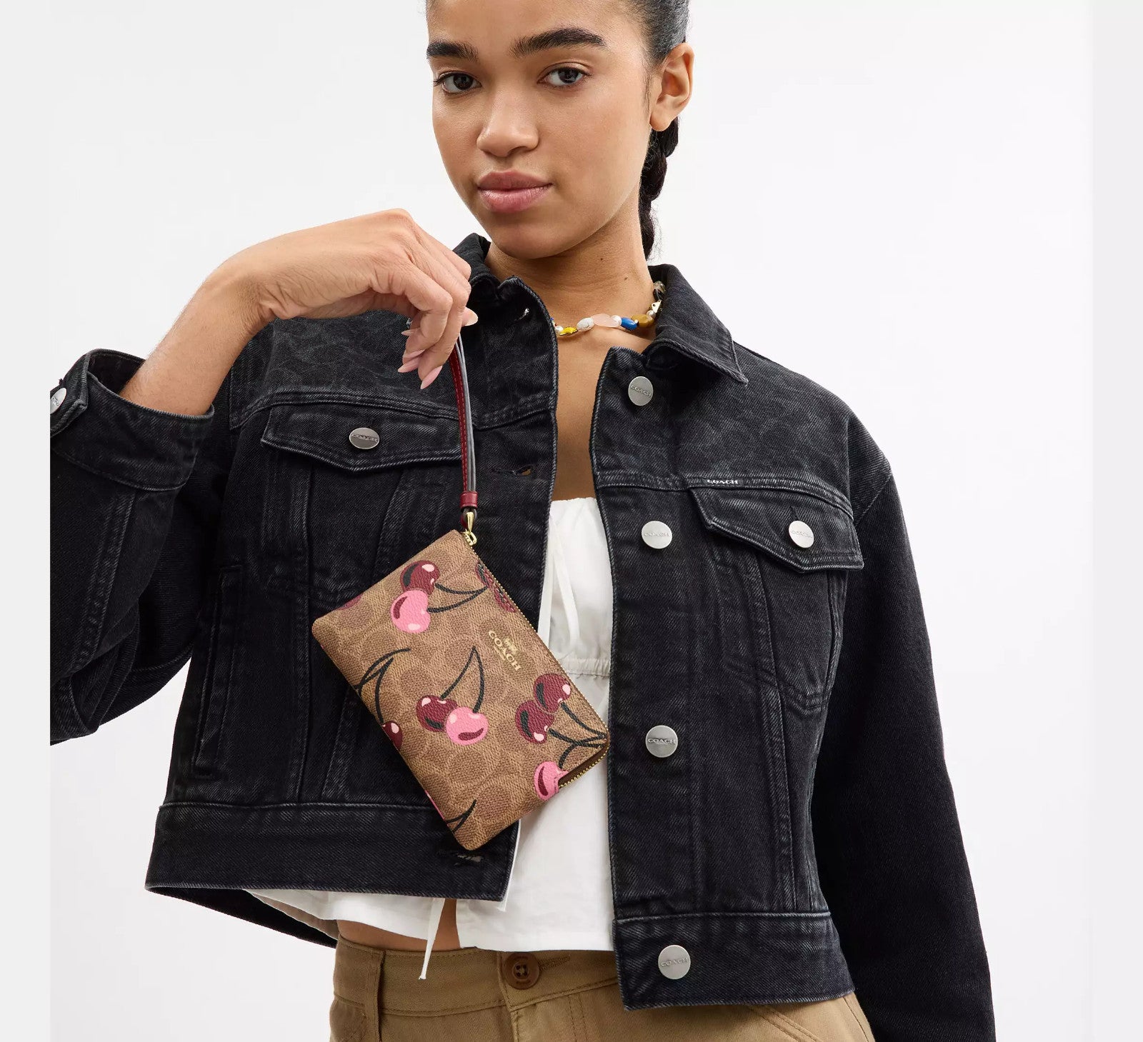 NWT Coach Corner Zip Wristlet In Signature Canvas With Cherry Print 🍒