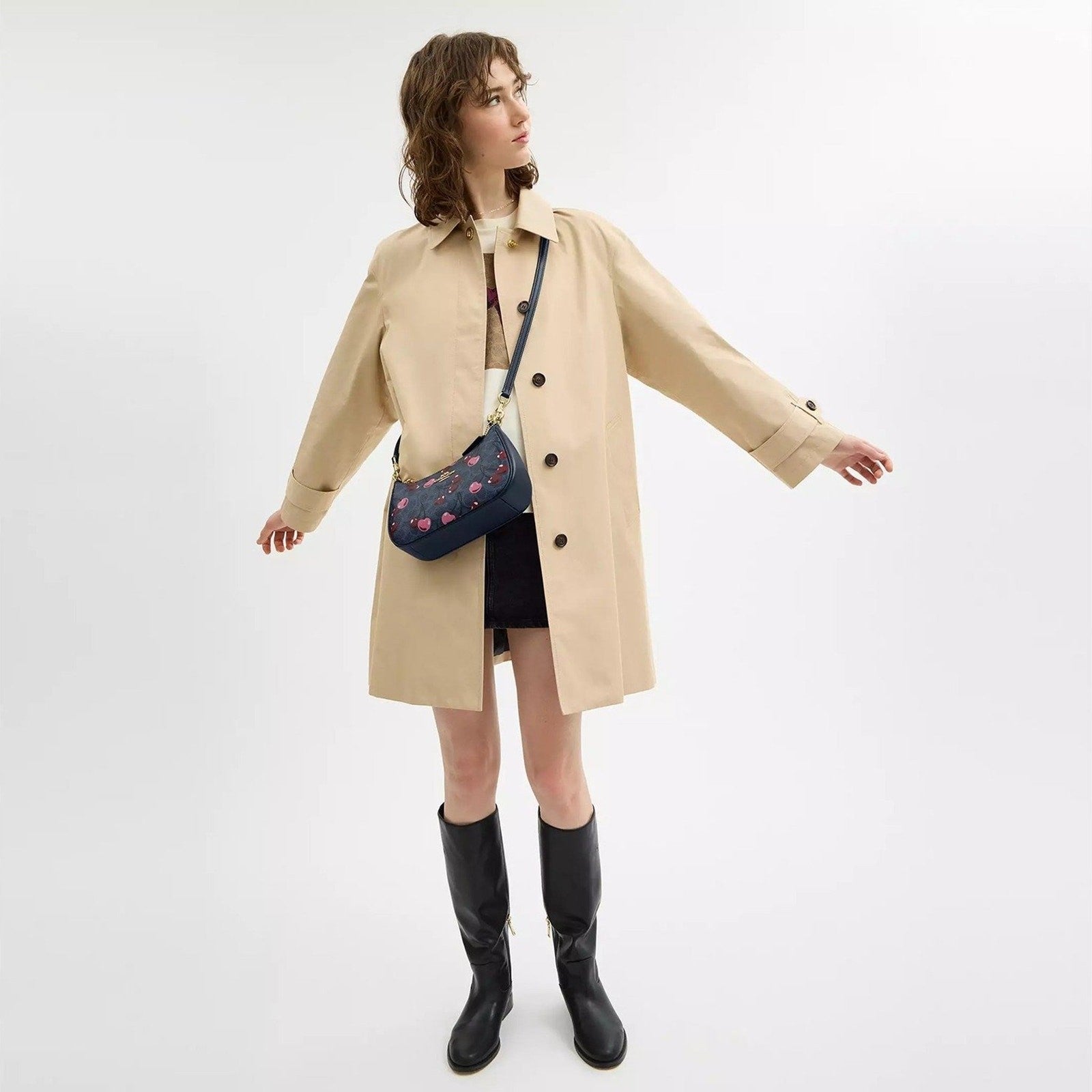 NWT ❤️ Teri Shoulder Bag In Signature Canvas With Cherry Print