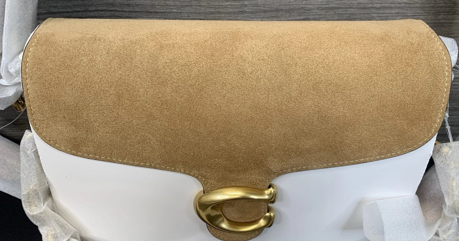 Coach Chain Tabby Shoulder/Hand  Bag(B4/SAND) Sued Chain Tabby. New!