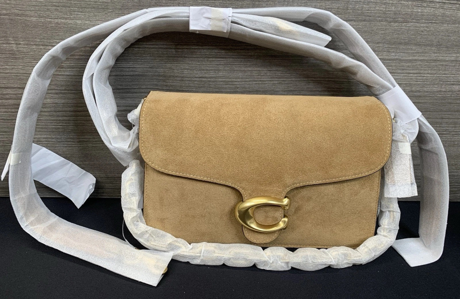 Coach Chain Tabby Shoulder/Hand  Bag(B4/SAND) Sued Chain Tabby. New!