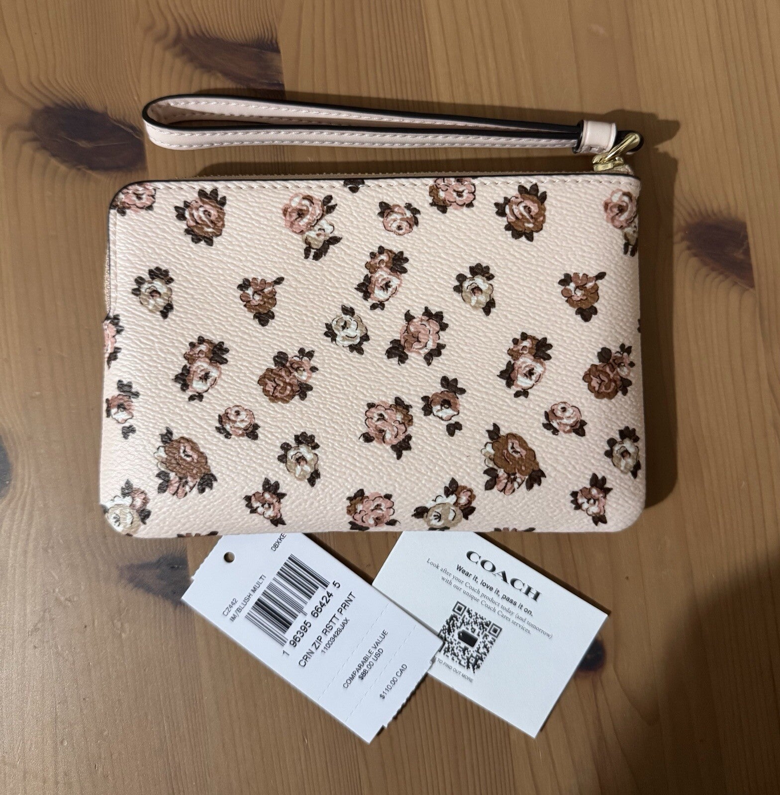 NWT COACH Corner Zip Wristlet Clutch Bag Rosette Print Blush Pink Multi CZ442 🌸