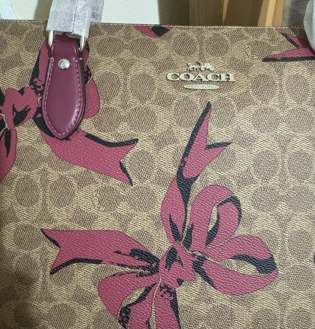 NWT Coach Gallery Tote Bag In Signature Canvas With Bow Print CZ174 🎁